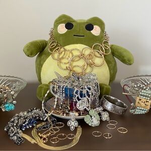 lefroge is live!! (Updated show rules)